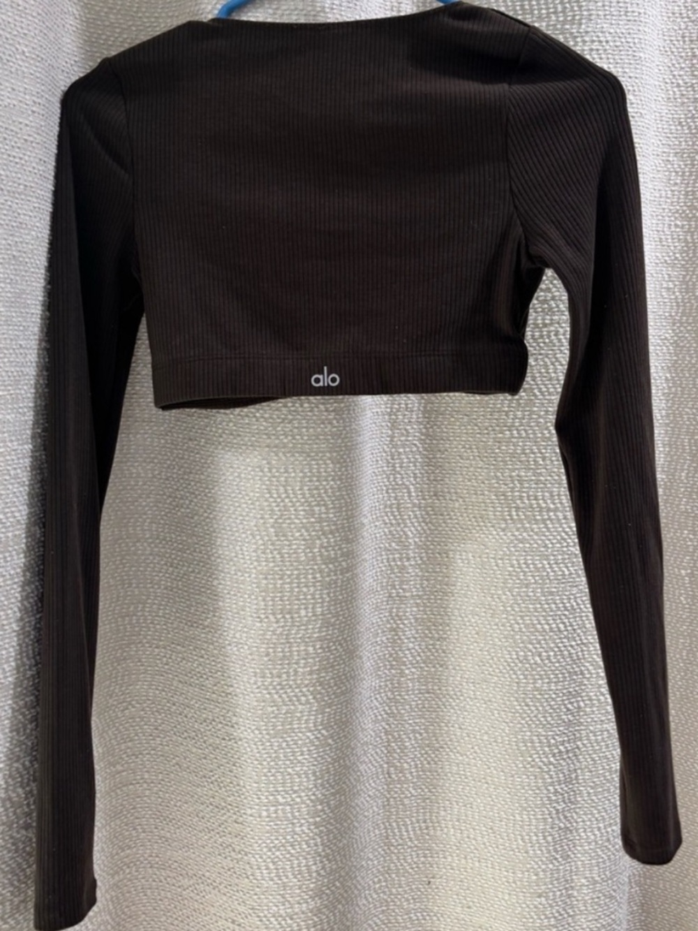 ALO Yoga Brown Ribbed Long Sleeve Crop Top - Picture 2 of 6